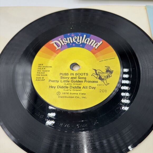 VTG Mixed Lot of 5 Walt Disney Read Along Books And Records 33 1/3 RPM-Flaws - Picture 3 of 16